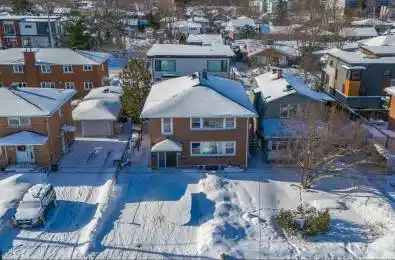 220 Compton Avenue Woodroffe Ontario K2B 5A9