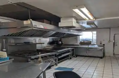 1144 College Street Toronto C01 Ontario M6H 1B6