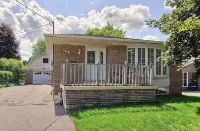 28 Collins Crescent Aurora Ontario L4G 2W2
