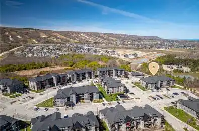 12 Beckwith Lane Unit# 305 Blue Mountains Ontario L9Y 0A4