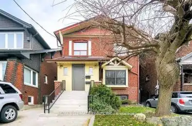 745 Coxwell Avenue Unit# Upper Toronto E03 Ontario M4C 3C5