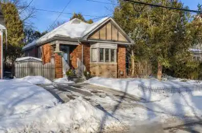 5 Alma Street Hamilton Ontario L9H 2C8