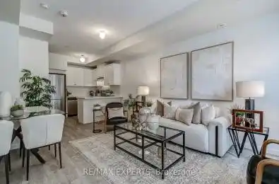 300 Alex Gardner Circle Unit# 61 Aurora Ontario L4G 1N4