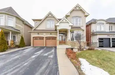 8 Bainsville Circle Brampton Ontario L6P 3A5
