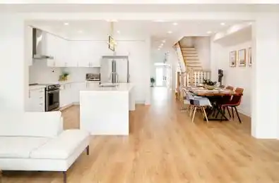 93 Wesmina Avenue Whitchurch-Stouffville Ontario L4A 4W5