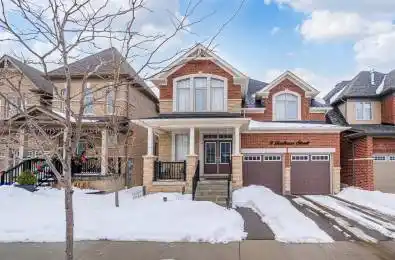 9 Toulouse Street Whitby Ontario L1P 0J2