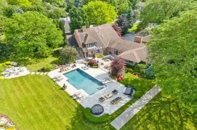 19 Lorraine Gardens Toronto W08 Ontario M9B 4Z5