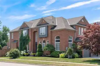 2454 Longridge Crescent Oakville Ontario L6H 6N8