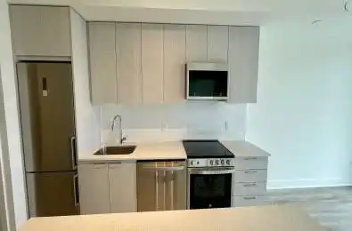 185 Deerfield Road Unit# 706 Newmarket Ontario L3Y 0G7