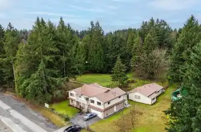 13583 Unit 13583 Surrey British Columbia V4A2G6