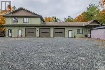 144 10 CONCESSION Road Road Unit# 144, Lanark Highlands, Ontario K0A1P0, 3 Bedrooms Bedrooms, ,2 BathroomsBathrooms,All Houses,For Sale,Clayton,10 CONCESSION Road,X9514969