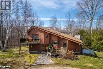 108 TIMMONS Street, Blue Mountains (Blue Mountain Resort Area), Ontario L9Y0L9, 4 Bedrooms Bedrooms, ,2 BathroomsBathrooms,All Houses,For Sale,TIMMONS,X10438384