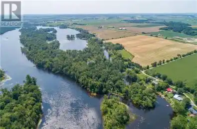 BUTTERNUT Island Whitewater Region (580 - Whitewater Region) Ontario K