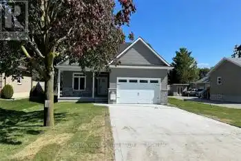 15 JOHN Street, Bluewater (Zurich), Ontario N0M2T0, 2 Bedrooms Bedrooms, ,2 BathroomsBathrooms,All Houses,For Sale,JOHN,X8286470