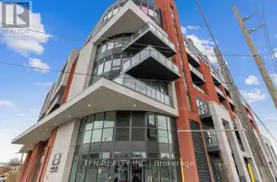 2433 Street Unit 316 Toronto Ontario M6E3T3