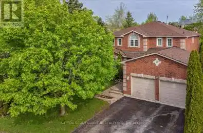 22 Crescent Barrie Ontario L4N8S2