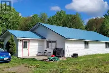 1022 Bordenwood Road, Central Frontenac, Ontario K0H1B0, 2 Bedrooms Bedrooms, ,1 BathroomBathrooms,All Houses,For Sale,Bordenwood,X8357100