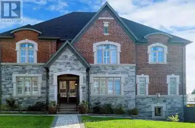 30 Drive Brampton Ontario L6P4M4