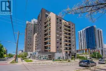 8 Hickory St Unit# 1003, Waterloo, Ontario N2L 3H6, 5 Bedrooms Bedrooms, 7 Rooms Rooms,5 BathroomsBathrooms,Condo,Sold,Hickory,X8391938