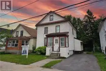 286 YORK Street, Kingston (East of Sir John A. Blvd), Ontario K7K1R6, 6 Bedrooms Bedrooms, ,3 BathroomsBathrooms,All Houses,For Sale,YORK,X9410878