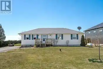 742 Lakeshore Rd, Norfolk, Ontario N0J 1T0, 2 Bedrooms Bedrooms, 4 Rooms Rooms,1 BathroomBathrooms,All Houses,Sold,Lakeshore,X8418036