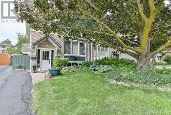 36 Hillview Drive, Newmarket (Bristol-London), Ontario L3Y4H9, 4 Bedrooms Bedrooms, ,3 BathroomsBathrooms,All Houses,For Sale,Hillview,N8426934