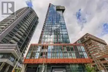 32 DAVENPORT Rd Unit# 1006, Toronto, Ontario M5R 0B5, 2 Bedrooms Bedrooms, 5 Rooms Rooms,2 BathroomsBathrooms,Condo,Sold,DAVENPORT,C8432878