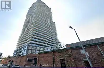 390 Street Unit 405 Toronto Ontario M5A0E2