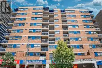 105 Mccaul St Unit# 806, Toronto, Ontario M5T 2X4, 1 Bedroom Bedrooms, 4 Rooms Rooms,1 BathroomBathrooms,Condo,Sold,Mccaul,C8447086