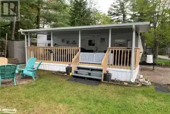 85 THEME PARK Drive Unit# 228, Wasaga Beach, Ontario L9Z1X7, 2 Bedrooms Bedrooms, ,1 BathroomBathrooms,Commercial,For Sale,THEME PARK,40605809