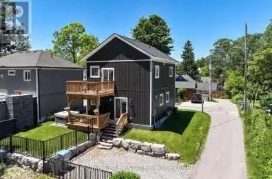 11 Eilber Street Lambton Shores (Grand Bend) Ontario N0M1T0