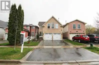 2274 Court Pickering Ontario L1X2E8