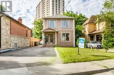 61 Avenue Toronto Ontario M6M2H9