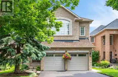 2477 Crescent Oakville Ontario L6H6S2