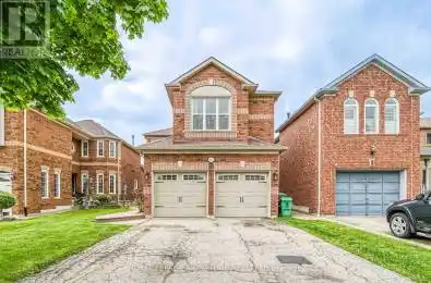 3206 Circle Mississauga Ontario L5N6V4