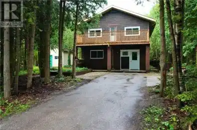 48 HARPUR Drive Tobermory Ontario N0H2R0