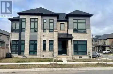 2417 Trail Oakville Ontario L6M4G3