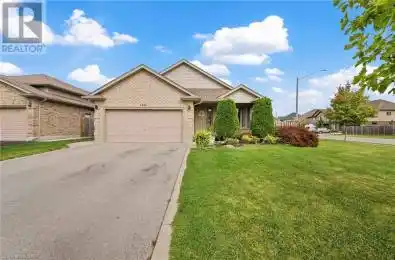 8535 Crescent Niagara Falls Ontario L2H0B2