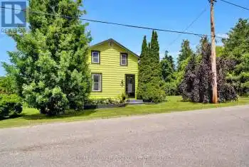 16 Squires Street, Prince Edward County (Ameliasburgh), Ontario K0K1T0, 3 Bedrooms Bedrooms, ,2 BathroomsBathrooms,All Houses,For Sale,Squires,X9007130