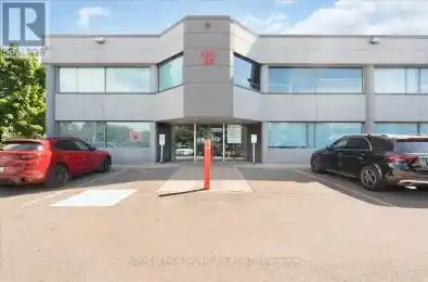 2600 Avenue Unit 202 Mississauga Ontario L4W4B2