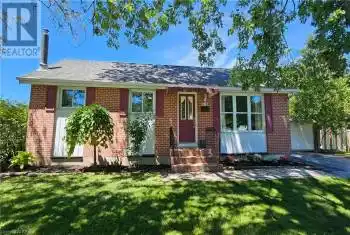 2 DEERFIELD Street, Loyalist (Amherstview), Ontario K7N1P4, 3 Bedrooms Bedrooms, ,2 BathroomsBathrooms,All Houses,For Sale,DEERFIELD,X9410963