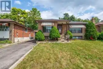 31 Sussex Avenue, Richmond Hill (Crosby), Ontario L4C2E5, 5 Bedrooms Bedrooms, ,2 BathroomsBathrooms,All Houses,For Sale,Sussex,N9011391