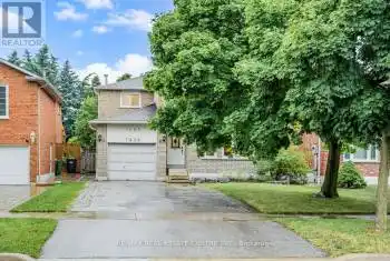 7429 Doverwood Dr, Mississauga, Ontario L5N 6N3, 3 Bedrooms Bedrooms, 6 Rooms Rooms,2 BathroomsBathrooms,All Houses,Sold,Doverwood,W9012202