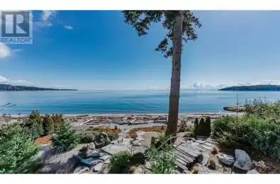 6035 SILVERSTONE Lane Sechelt British Columbia V7Z0T8