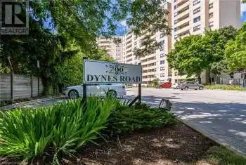 700 DYNES Road Unit# 309, Burlington, Ontario L7N3M2, 2 Bedrooms Bedrooms, ,2 BathroomsBathrooms,Condo,For Sale,DYNES,40608690