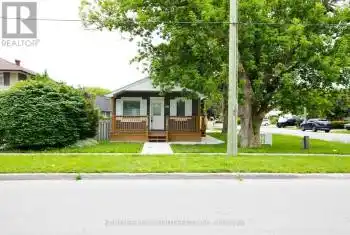 111 Palmerston Avenue, Whitby (Williamsburg), Ontario L1N3E6, 3 Bedrooms Bedrooms, ,2 BathroomsBathrooms,All Houses,For Sale,Palmerston,E9015524