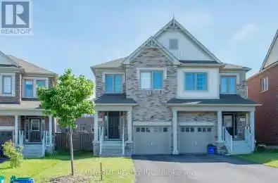 11 Court East Gwillimbury Ontario L9N0P3