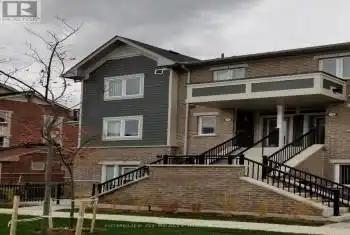 250 Sunny Meadow Blvd Unit# 300, Brampton, Ontario L6R 3Y7, 3 Bedrooms Bedrooms, 5 Rooms Rooms,3 BathroomsBathrooms,All Houses,Rented,Sunny Meadow,W8434532