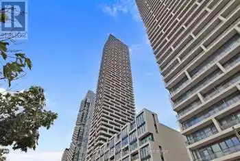 950 Portage Pkwy Unit# 5101, Vaughan, Ontario L4K 0J7, 1 Bedroom Bedrooms, 5 Rooms Rooms,1 BathroomBathrooms,Condo,Sold,Portage,N9018156