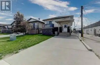 9917 109 Avenue Unit# A/B Grande Prairie Alberta T8V1R7